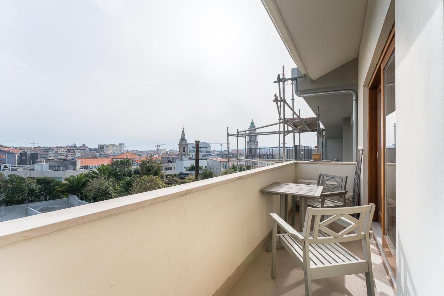 Guestready - Almada 516 Apartment Porto Luaran gambar